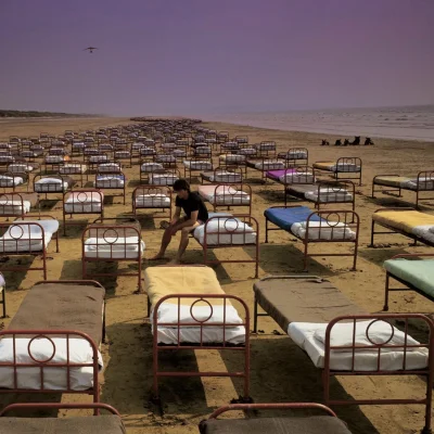 Imagem da capa do álbum A Momentary Lapse of Reason do Pink Floyd